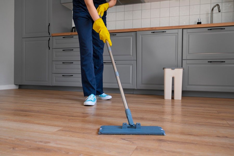 What’s Included in a Professional Wood Floor Cleaning Service?